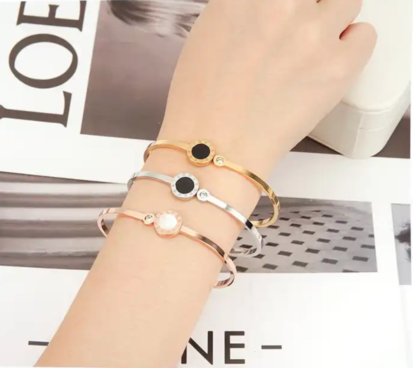 2in1 Black and White Detailed Bracelet