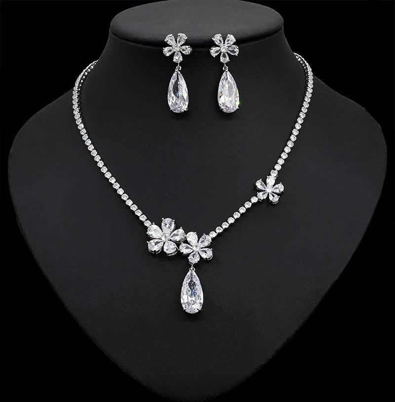Crystal Clear Water-drops Necklace