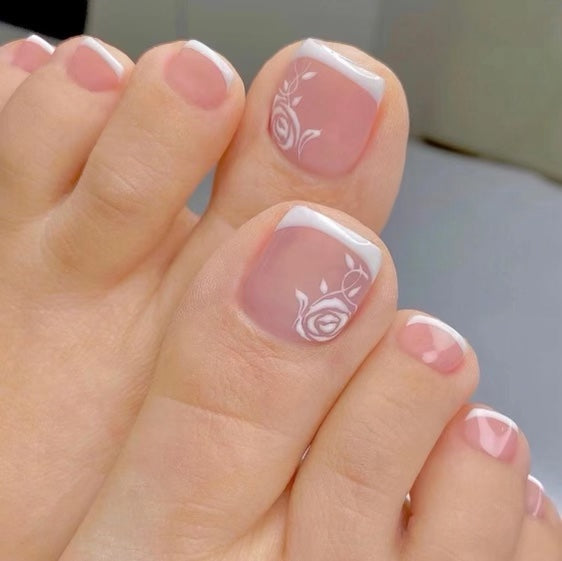 White Floral Foot Nail